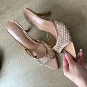 Chic Tan Heels by The Drop